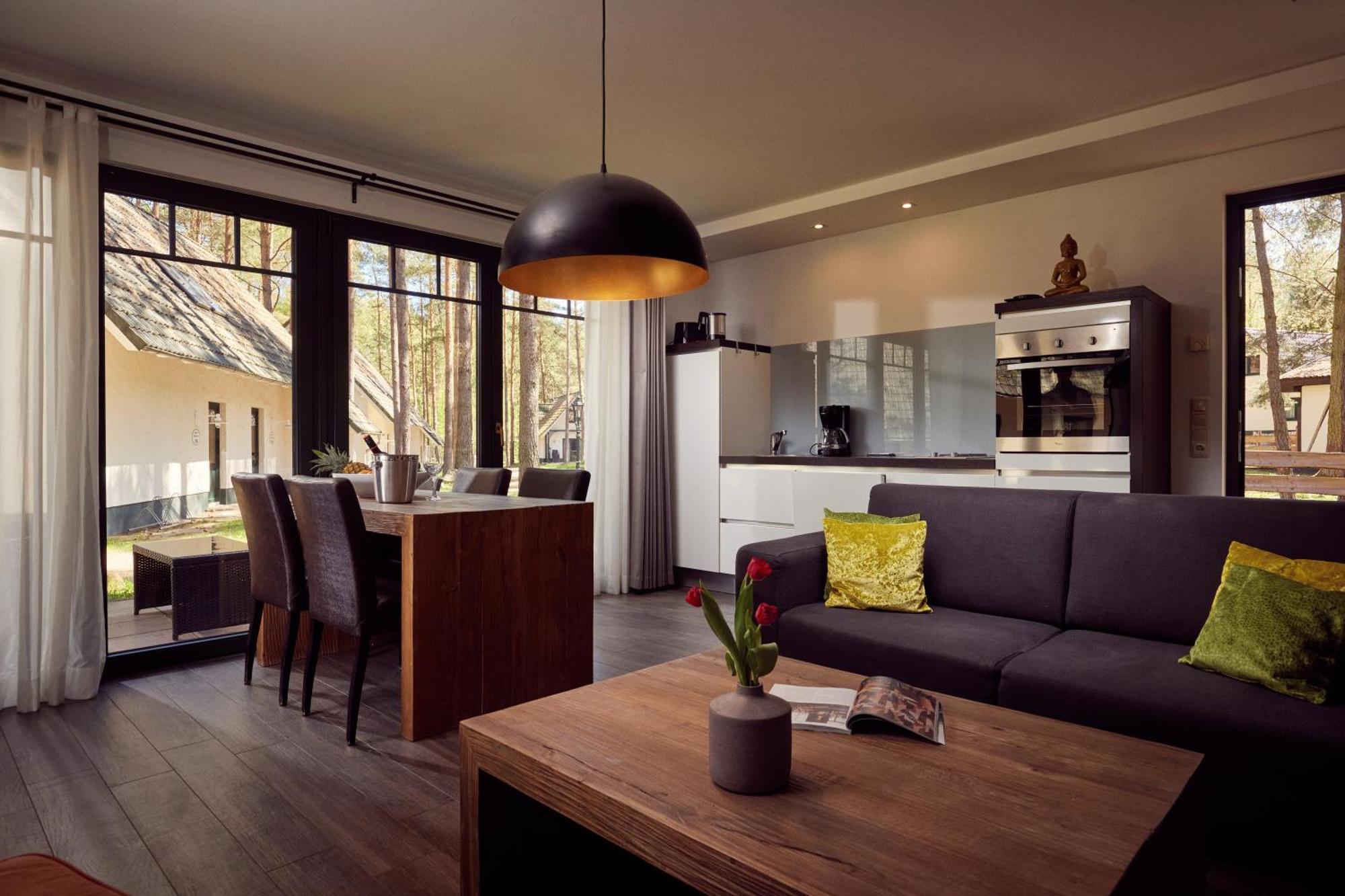 Van Der Valk Naturresort Drewitz Nossentiner Huette ภายนอก รูปภาพ