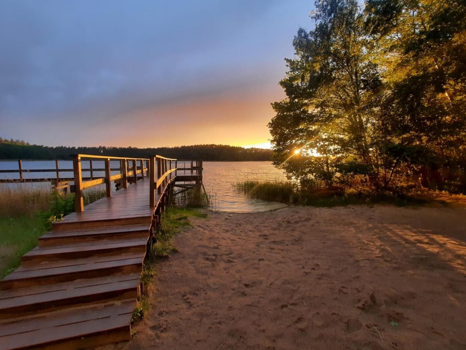 Van Der Valk Naturresort Drewitz Nossentiner Huette ภายนอก รูปภาพ