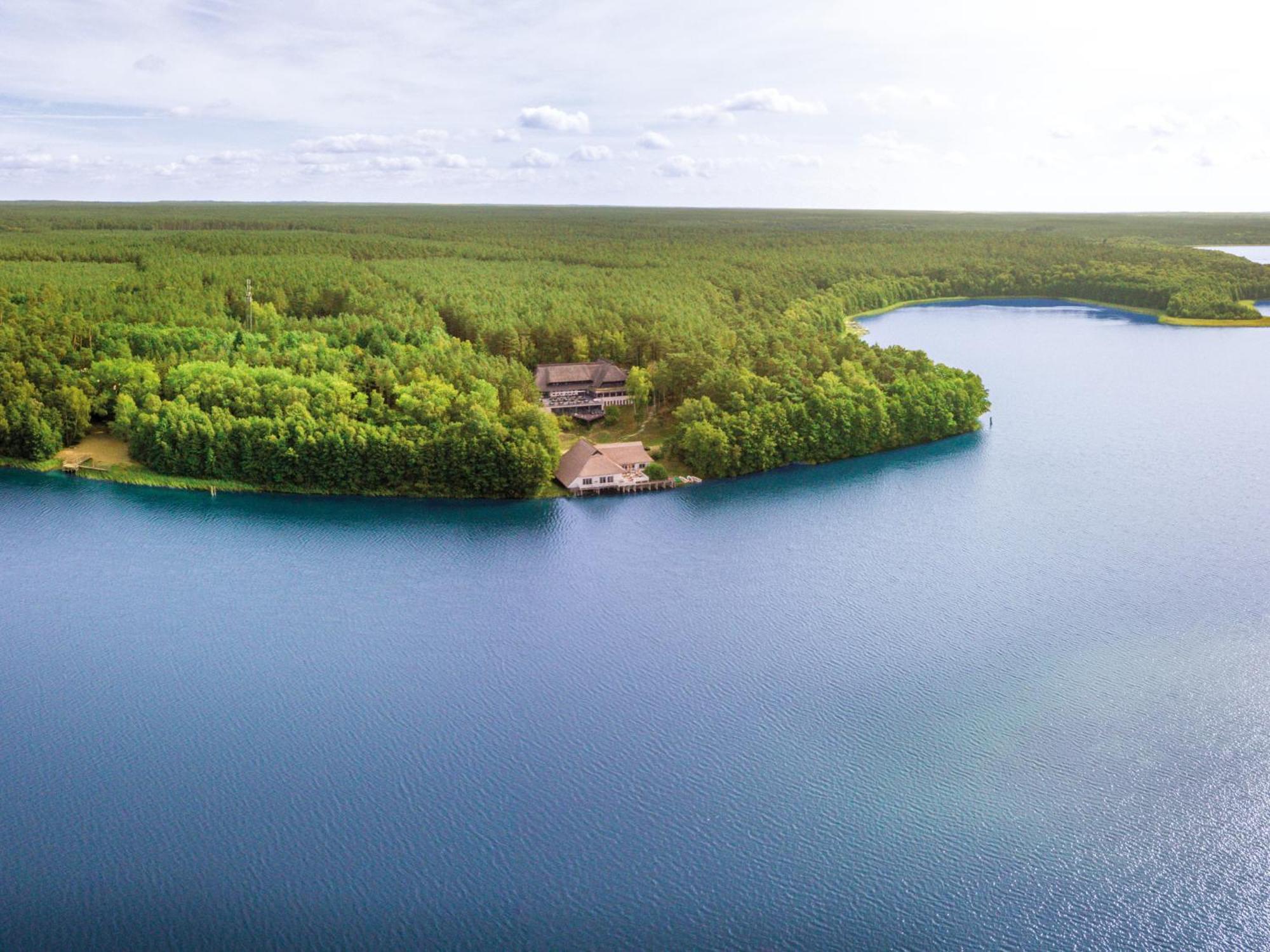 Van Der Valk Naturresort Drewitz Nossentiner Huette ภายนอก รูปภาพ